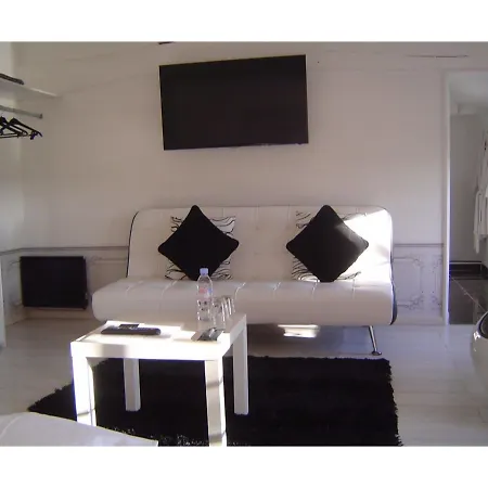 Domaine De La Grande Motte 4* Saint-Dizant-du-Gua